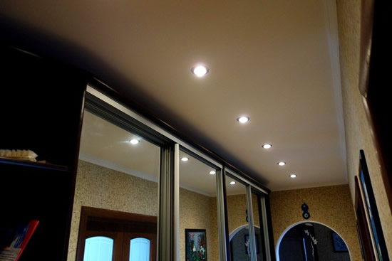 натяжные тканевые потолки фото