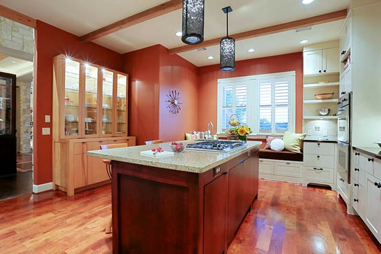 Терракотовый цвет в интерьере кухни
